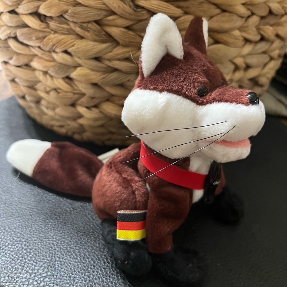 Multiple Coca-Cola 1999 International Beanie animals!